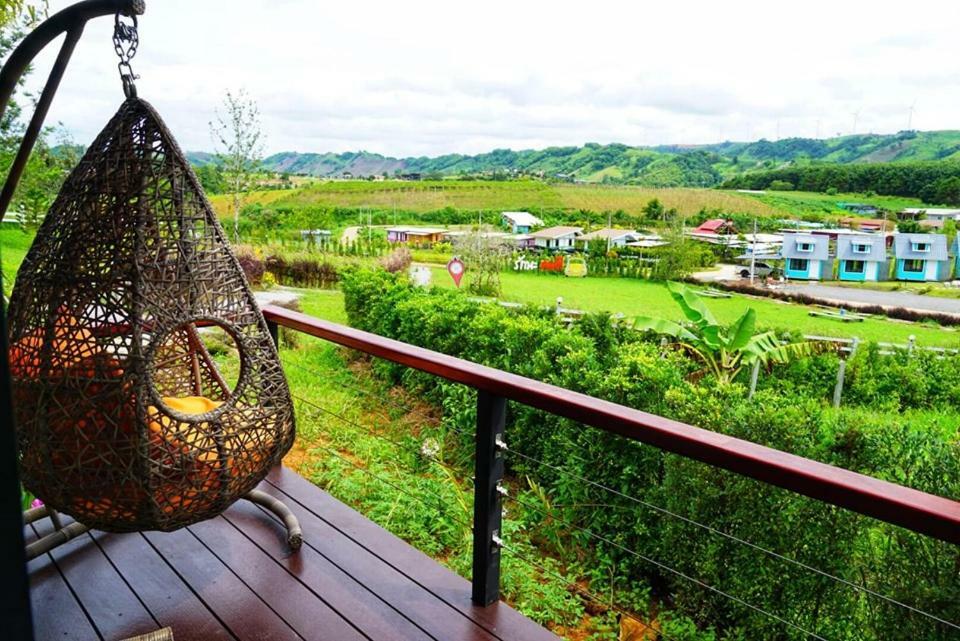 Kondee Cino Cafe & Glamping Hotell Khao Kho Eksteriør bilde