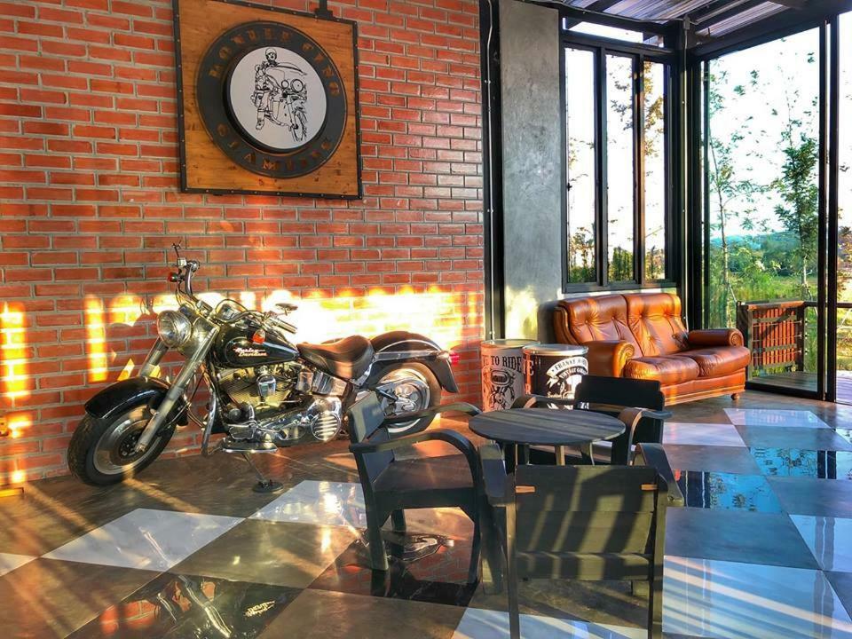Kondee Cino Cafe & Glamping Hotell Khao Kho Eksteriør bilde